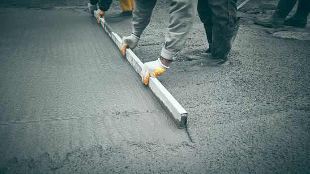 Best Custom Concrete Contractor  in Fremont, IN